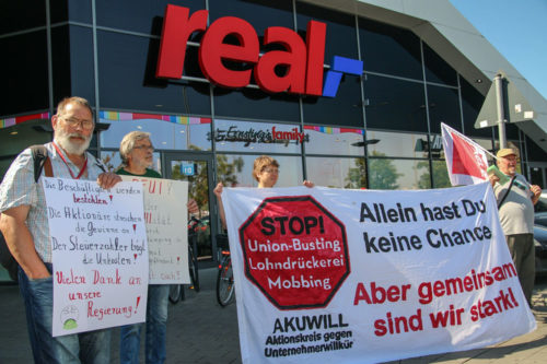 Freitag, der 13. Juli 2018: Real-Markt in Essen-Altendorf. Foto: P. Köster. Freitag, der 13. Juli 2018: Real-Markt in Essen-Altendorf. Foto: P. Köster.